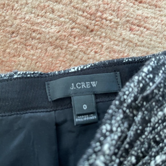 Tweed mini flare skirt - Picture 2 of 3